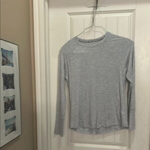 Aerie offline M Gray Long Sleeve Women's Top